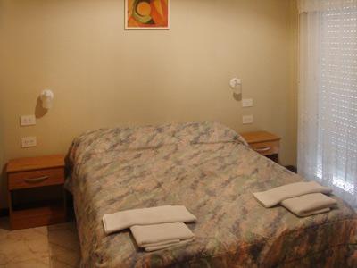 Cheltum Hotel Trelew Exteriör bild